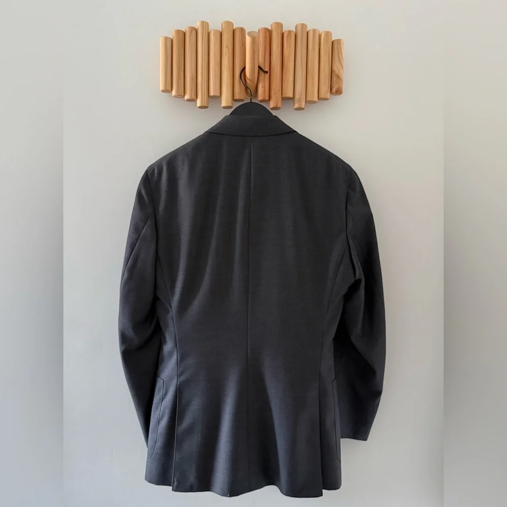 Spier & Mackay Charcoal Suit 36R – Patch Pockets, Pleated, Side Tab Trousers - Picture 5 of 7